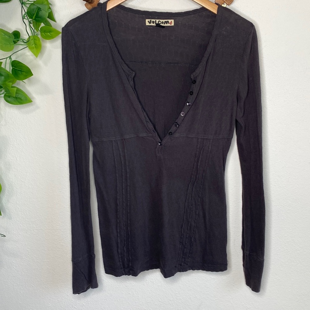 VOLCOM Long Sleeve Top